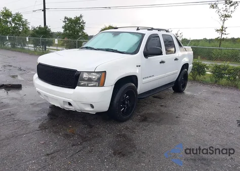 2007 Chevrolet Avalanche 1500 Ls из США, поврежденный, VIN 3GNEC12047G265713